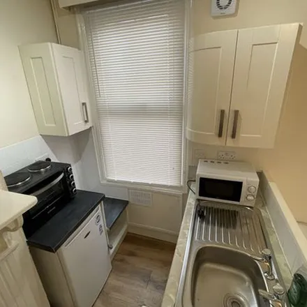 Rent this 1 bed apartment on Winchester Avenue in Leicester, LE3 1AX