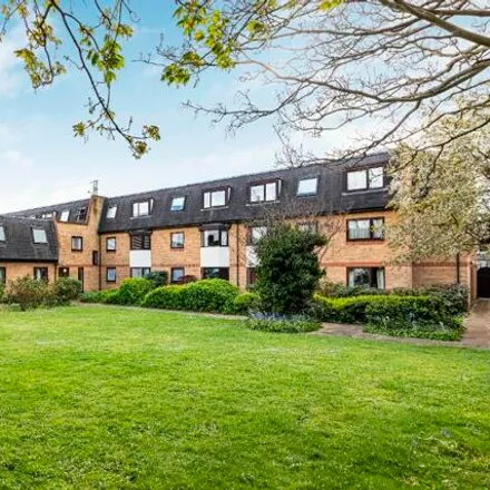 Buy this 1 bed apartment on Woodbridge House in Mornington Road, London
