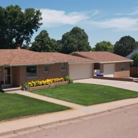 Buy this 4 bed house on 877 East B Street in Ogallala, NE 69153