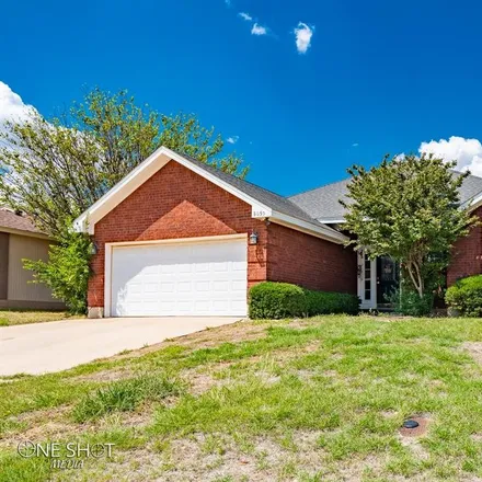 Buy this 3 bed house on 8050 Hearne Drive in Abilene, TX 79606