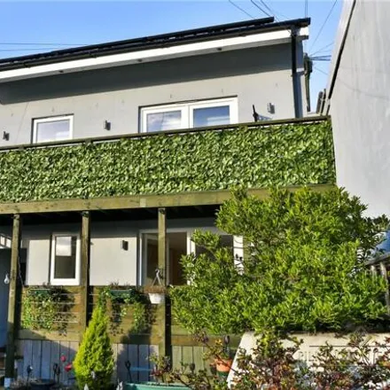 Buy this 2 bed house on 184 Albert Road in Plymouth, PL2 1AL