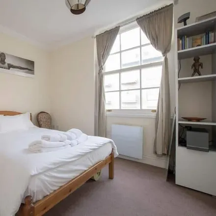 Rent this 1 bed apartment on London in E8 1NG, United Kingdom