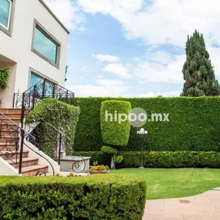 Buy this 3 bed house on Calle Estepa in Colonia Ampliación Insurgentes Cuicuilco, 04500 Santa Fe