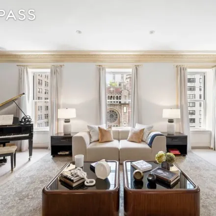 Rent this 4 bed apartment on 521 Park Avenue in New York, NY 10065