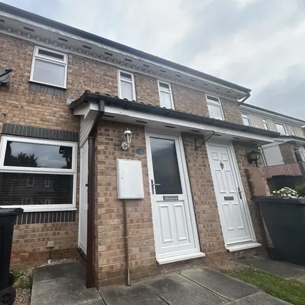 Rent this 2 bed townhouse on Ramsdean Close in Derby, DE21 4SJ