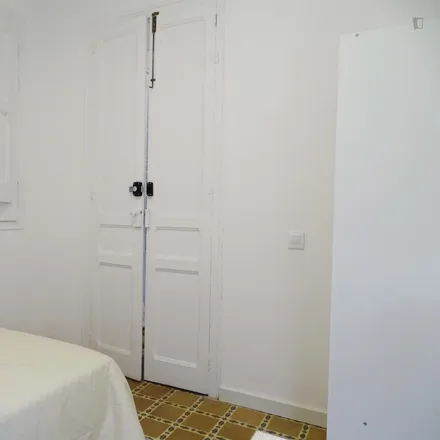 Image 4 - Farmàcia Pascual Arnau, Lluís, Carrer d'Aragó, 537, 08026 Barcelona, Spain - Room for rent