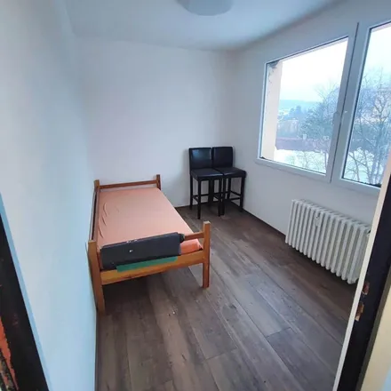 Rent this 3 bed apartment on sloup Nejsvětější Trojice in náměstí T. G. Masaryka, 470 01 Česká Lípa