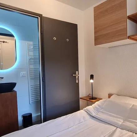 Rent this 5 bed apartment on Les Deux Alpes in Isère, France