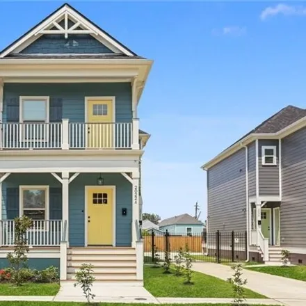 Image 2 - 2020 Saint Anthony Street, New Orleans, LA 70119, USA - House for sale