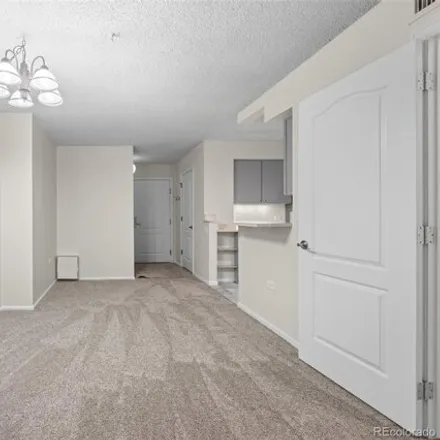 Image 5 - Brooks Tower, 1020 15th Street, Denver, CO 80202, USA - Condo for sale