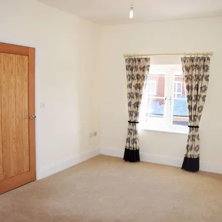 Image 2 - Mark House, 3 Vickery Street, Dorchester, DT1 3DL, United Kingdom - Apartment for rent