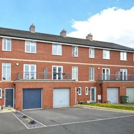Buy this 4 bed townhouse on Augustus Avenue in Keynsham, BS31 2FH