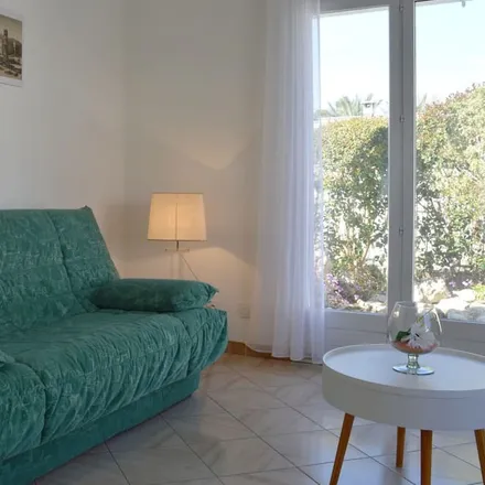 Rent this 1 bed house on 66200 Latour-Bas-Elne