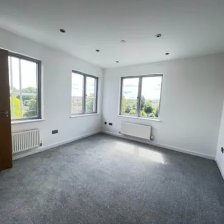 Image 5 - Park Vista Apartments, 250 Hermit Road, London, E16 4LG, United Kingdom - Duplex for rent