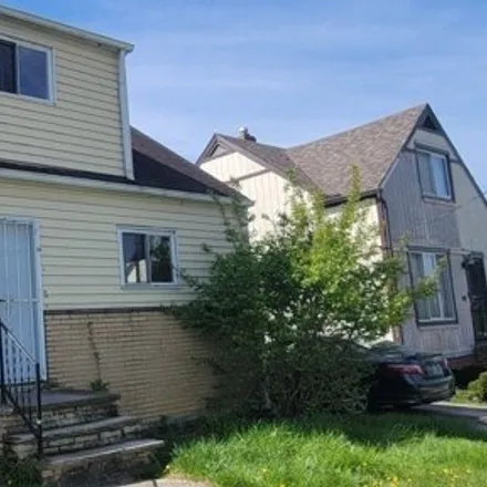 Buy this 4 bed house on 15978 Clearview Avenue in Cleveland, OH 44128