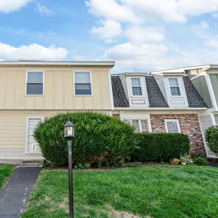 Buy this 2 bed condo on 9 Sunnybrook Circle in Highland, NY 12528