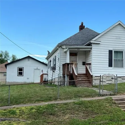 Buy this 2 bed house on 209 S 5th St in De Soto, Missouri