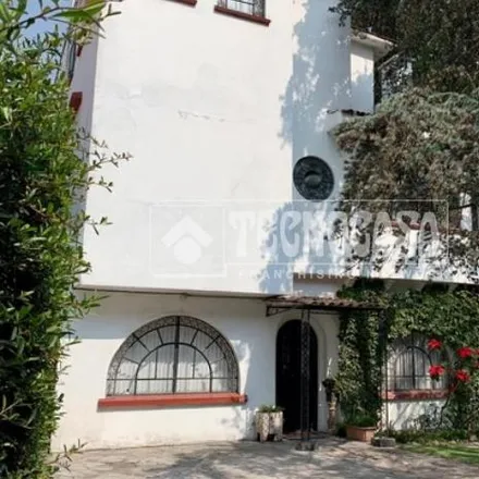 Buy this 6 bed house on Calle Xicoténcatl in San Diego Churubusco, 04100 Mexico City
