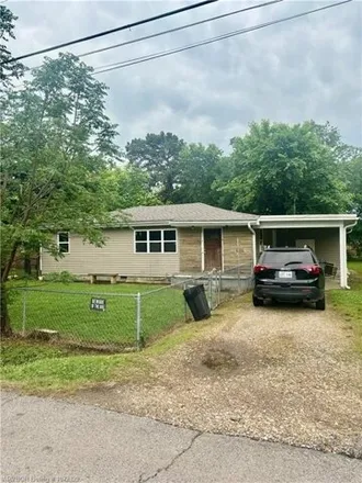 Buy this 3 bed house on 682 Oklahoma Avenue in Poteau, OK 74953