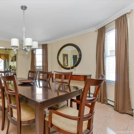 Image 7 - 149-49 11th Avenue, New York, NY 11357, USA - House for sale