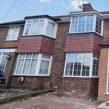 Rent this 3 bed duplex on Holland House School in 1 Broadhurst Avenue, Broadfields