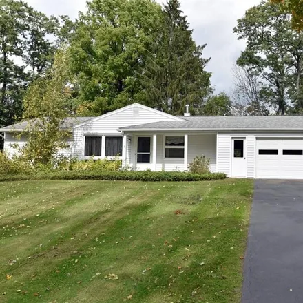 Image 3 - 256 Ayrault Road, Village of Fairport, NY 14450, USA - House for sale