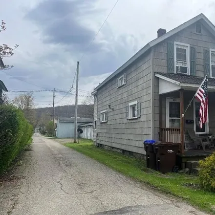 Buy this 2 bed house on Titus Place in Titusville, PA 16354