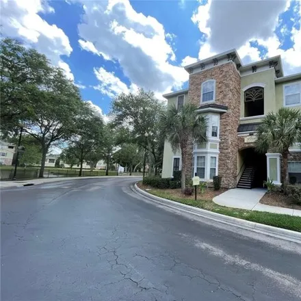 Rent this 3 bed condo on 10100 Courtney Oaks Circle in Hillsborough County, FL 33619
