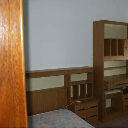 Rent this 4 bed room on Urbanização da Quinta das Fonsecas in 3030-480 Coimbra, Portugal