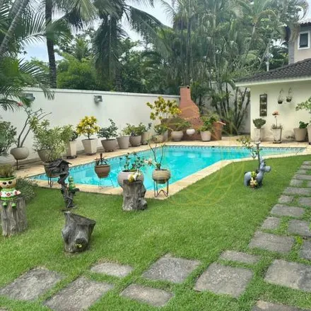 Rent this 5 bed house on Avenida General Felicíssimo Cardoso in Barra da Tijuca, Rio de Janeiro - RJ