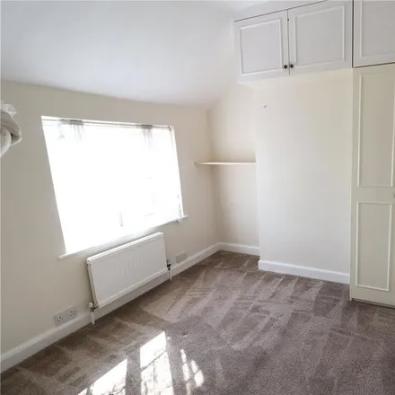 Image 5 - Albert Road, London, NW4 2SD, United Kingdom - Townhouse for rent