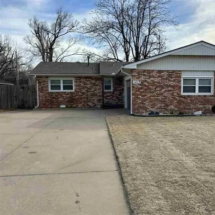Buy this 3 bed house on 1464 Donald Avenue in Ponca City, OK 74604