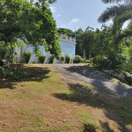 Rent this 9 bed apartment on Bridge View North in Discovery Bay, Jamaica