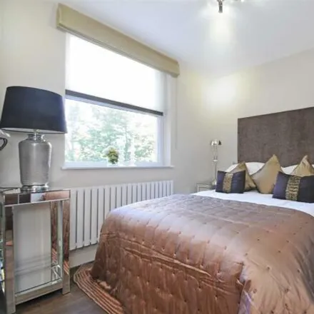 Image 7 - Boydell Court, London, NW8 6NG, United Kingdom - Room for rent