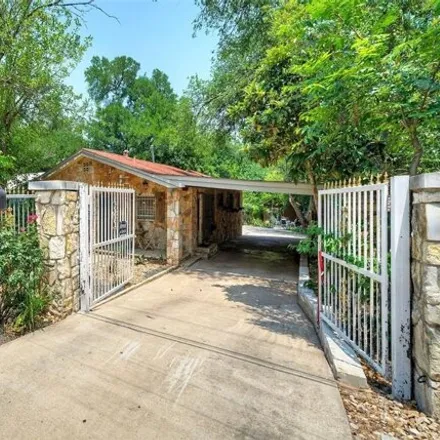 Buy this 3 bed house on 1117 Lott Avenue in Austin, TX 78721