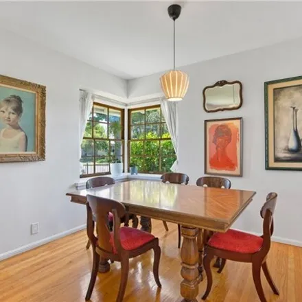 Image 8 - 13613 Valleyheart Drive, Los Angeles, CA 91423, USA - House for sale