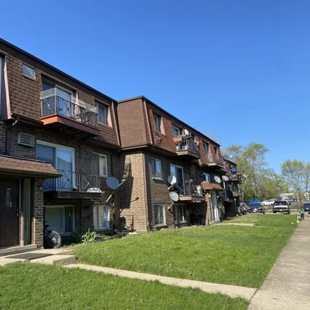 Buy this 2 bed condo on unnamed road in Glenview, IL 60026