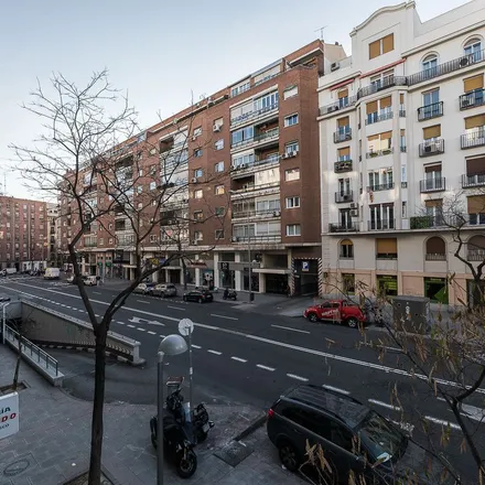 Image 3 - Sainz de Baranda, Calle del Doctor Esquerdo, 28007 Madrid, Spain - Apartment for rent
