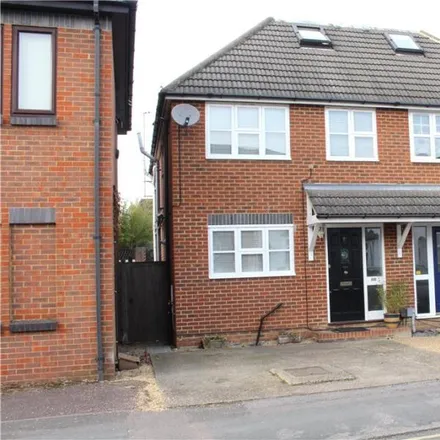 Rent this 4 bed duplex on Mabel Street in Horsell, GU21 6NN