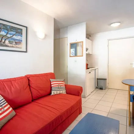 Image 6 - Boulevard de France, 83240 Cavalaire-sur-Mer, France - Apartment for rent