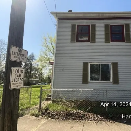 Image 2 - 237 Hanover Street, Hamilton, OH 45011, USA - House for sale