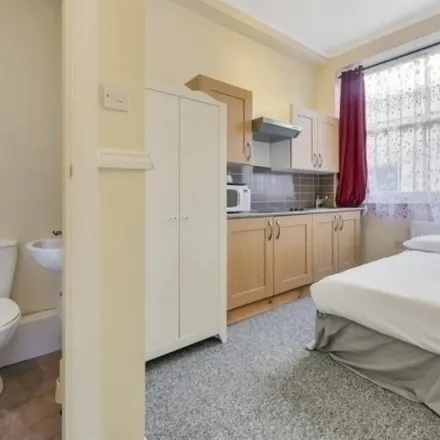 Rent this 1 bed apartment on 4 Castletown Road in London, W14 9EX