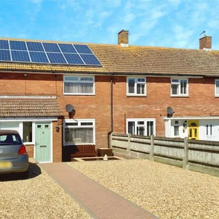 Buy this 3 bed house on Ashgate Road in Eastbourne, BN23 7EP