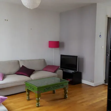 Rent this 3 bed apartment on 11 Route de Lyon in 69450 Saint-Cyr-au-Mont-d'Or, France