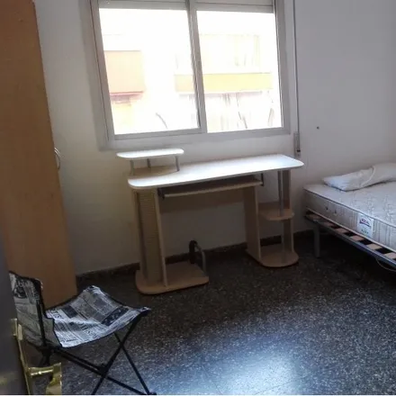 Rent this 2 bed room on Calle Entierro de la Sardina in 30005 Murcia, Spain