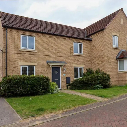 Rent this 3 bed duplex on Orford Close in Queen Adelaide, CB7 4LX