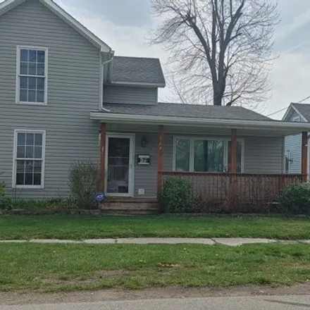 Buy this studio house on 140 Glad Street in Marion, OH 43302