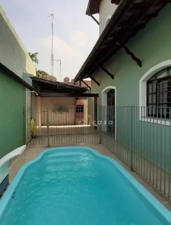 Buy this 3 bed house on Rua Raposo Tavares in Jardim Julieta, Caçapava - SP