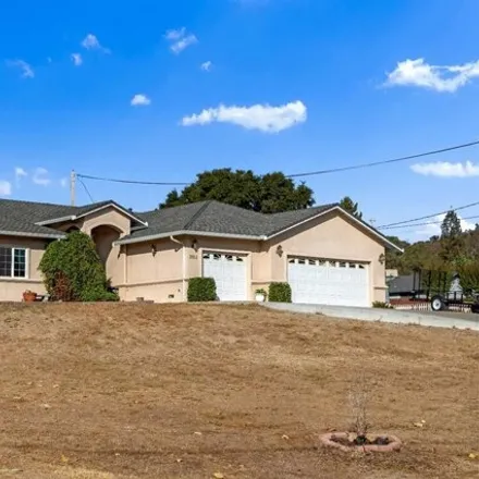 Image 3 - 2611 Holmquist Lane, Calaveras County, CA 95252, USA - House for sale