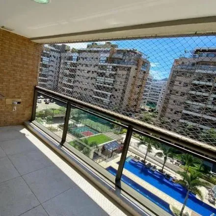 Rent this 3 bed apartment on GRES Unidos da Tijuca in Avenida Francisco Bicalho 47, Santo Cristo